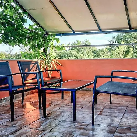 Apartment Lovely In With Wifi Benkovac