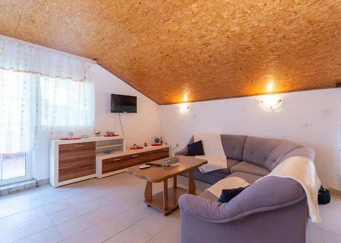 Lovely In With Wifi * Бенковац